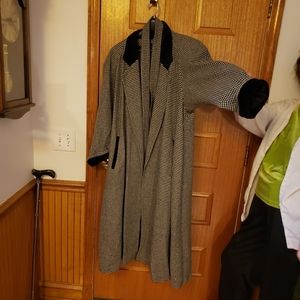 PORTRAIT HOUNDS TOOTH COAT